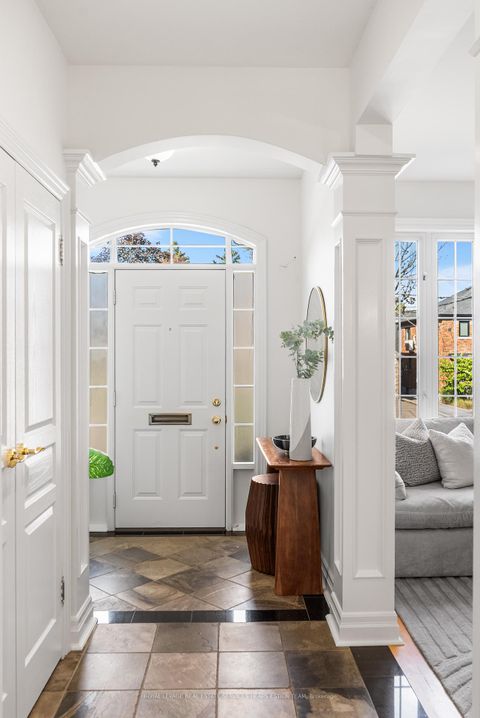 Photo 1 at 507 Broadway Avenue, Leaside, Toronto