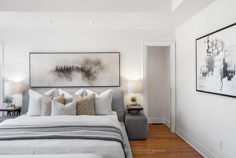 Photo 15 at 507 Broadway Avenue, Leaside, Toronto
