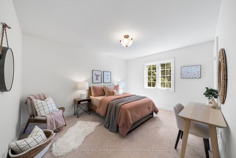 Photo 22 at 507 Broadway Avenue, Leaside, Toronto
