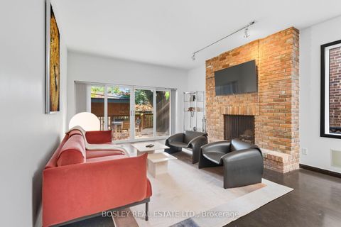 Photo 3 at 119 Seaton Street, Moss Park, Toronto
