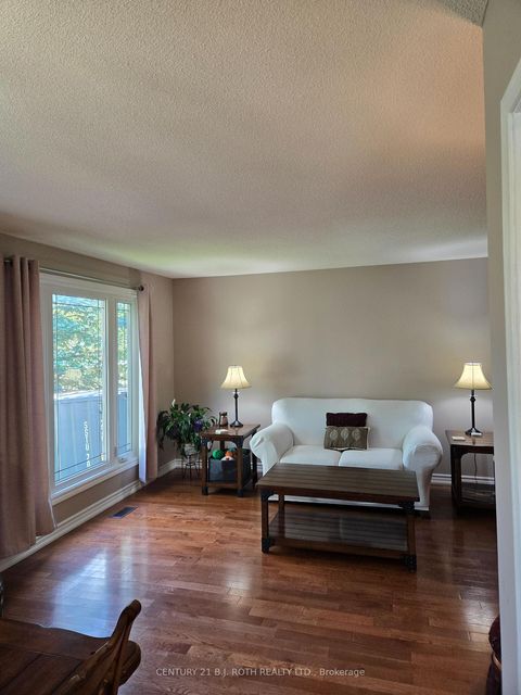 Photo 8 at 2834 Dempster Avenue, Stroud, Innisfil