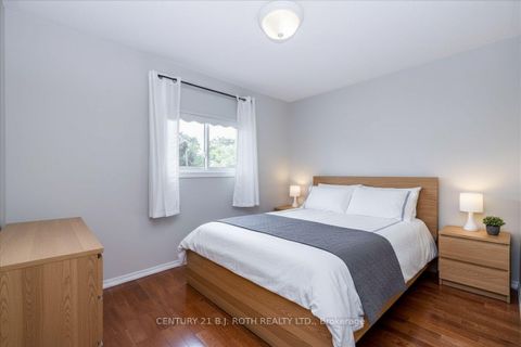 Photo 11 at 2834 Dempster Avenue, Stroud, Innisfil