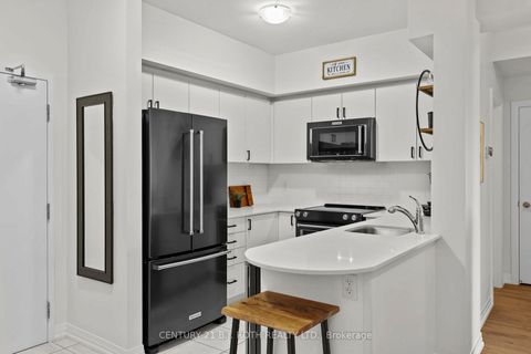 Photo 4 at 204 - 300 ESSA Road, 400 West, Barrie