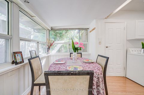 Photo 18 at 334 Moore Park Avenue, Newtonbrook West, Toronto