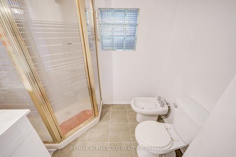 Photo 42 at 334 Moore Park Avenue, Newtonbrook West, Toronto