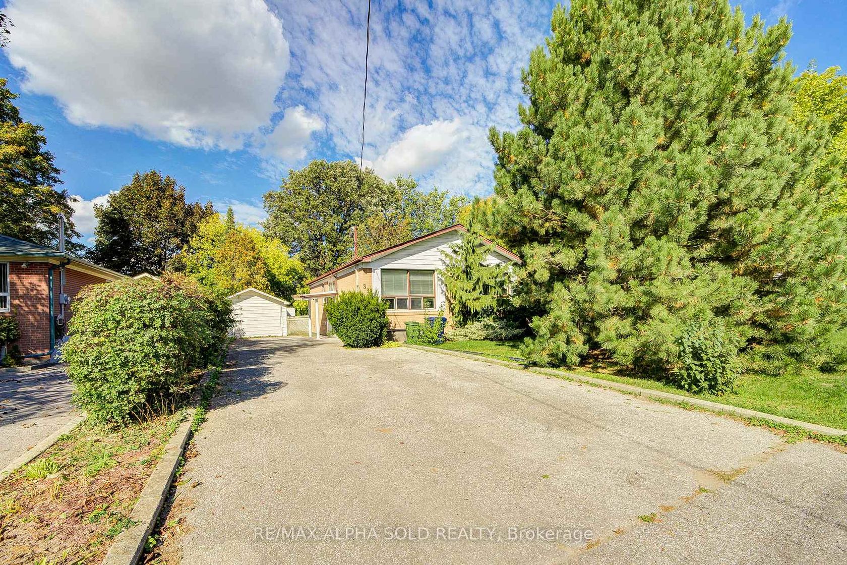 334 Moore Park Avenue, Newtonbrook West, Toronto 