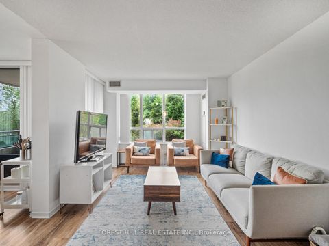 Photo 2 at 211 - 330 Red Maple Road, Langstaff, Richmond Hill