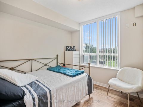 Photo 16 at 211 - 330 Red Maple Road, Langstaff, Richmond Hill