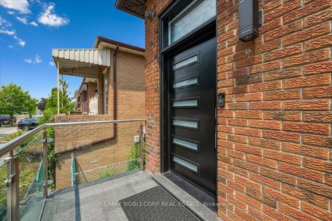 Photo 3 at 77 Crayford Drive, Steeles, Toronto