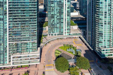 Photo 3 at 1805 - 18 Harbour Street, Waterfront Communities C1, Toronto