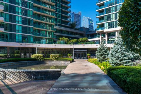 Photo 4 at 1805 - 18 Harbour Street, Waterfront Communities C1, Toronto