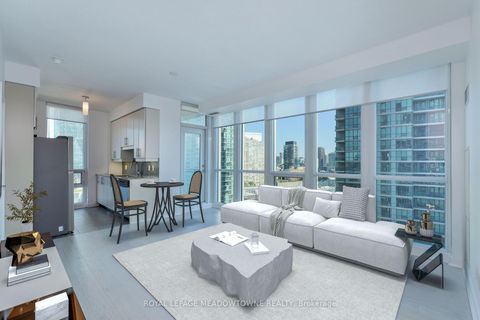 Photo 8 at 1805 - 18 Harbour Street, Waterfront Communities C1, Toronto