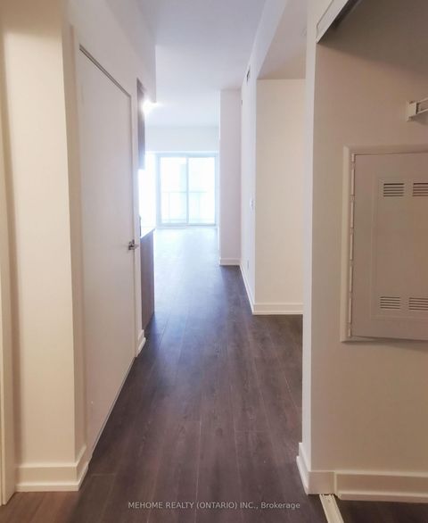 Photo 4 at 718 - 2033 Kennedy Road, Malvern West, Toronto