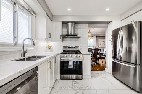 Photo 7 at 140 Valdor Drive, Agincourt North, Toronto