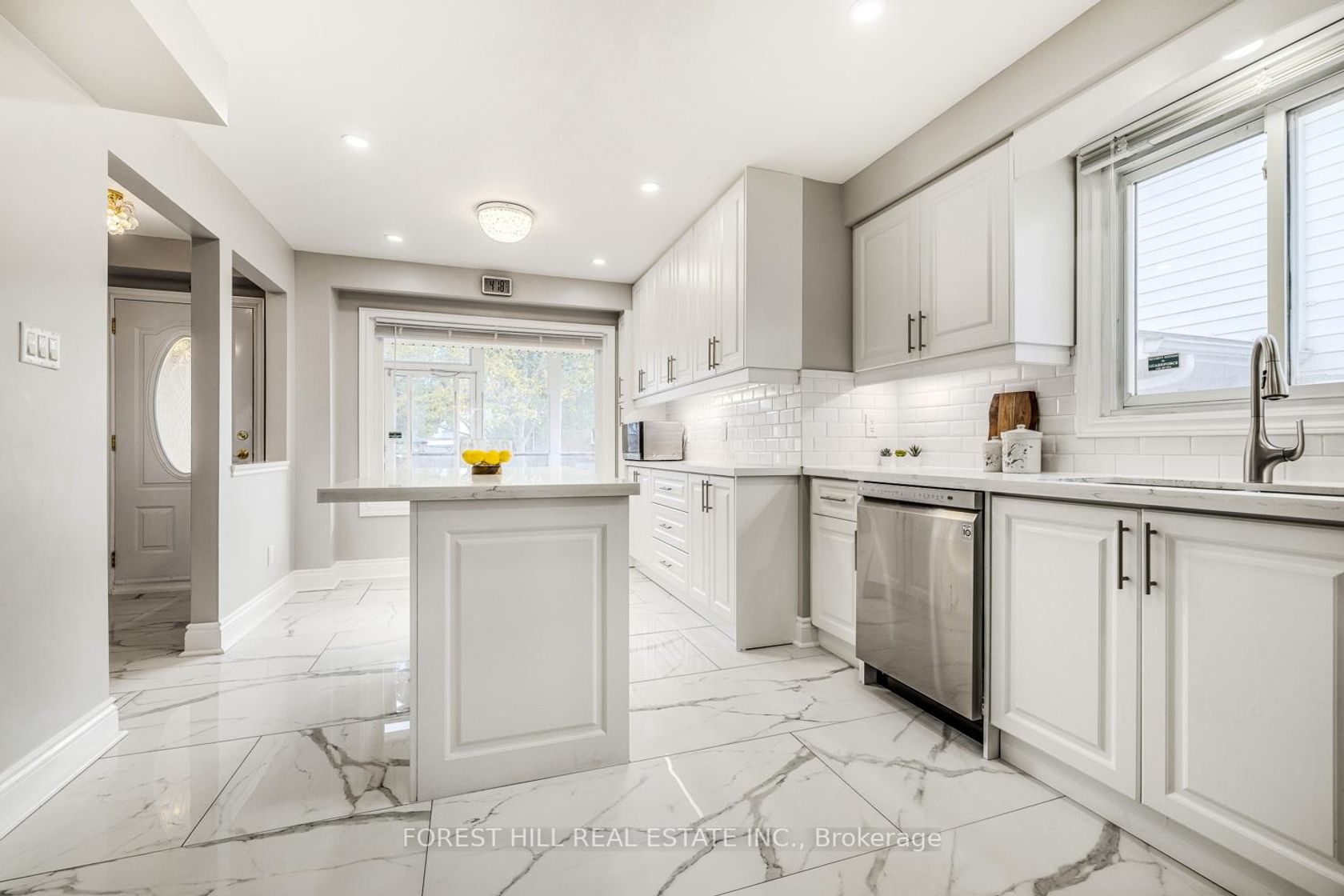 Photo 8 at 140 Valdor Drive, Agincourt North, Toronto Photo 8 at 140 Valdor Drive, Agincourt North, Toronto