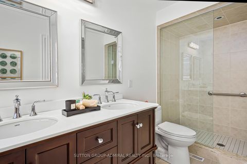 Photo 21 at 10 Oak Park Crescent, Rural Vaughan, Vaughan