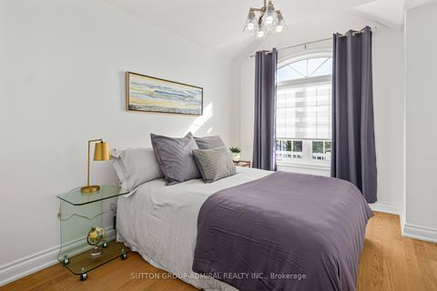 Photo 22 at 10 Oak Park Crescent, Rural Vaughan, Vaughan