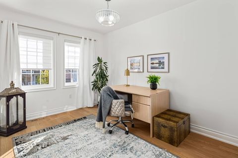 Photo 23 at 10 Oak Park Crescent, Rural Vaughan, Vaughan