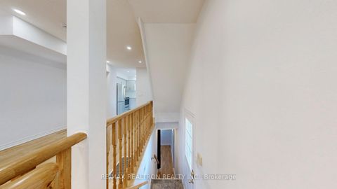 Photo 6 at 33 - 189 Galloway Road, West Hill, Toronto