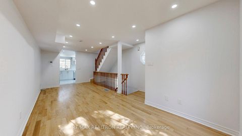 Photo 9 at 33 - 189 Galloway Road, West Hill, Toronto