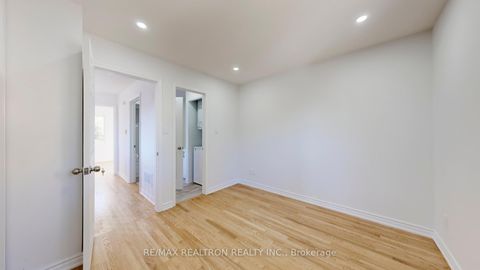 Photo 21 at 33 - 189 Galloway Road, West Hill, Toronto