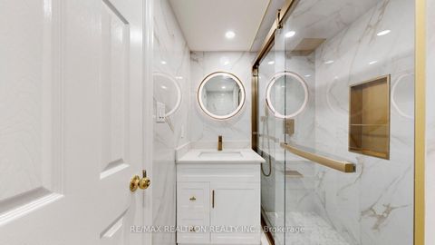 Photo 34 at 33 - 189 Galloway Road, West Hill, Toronto