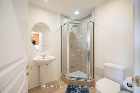 Photo 10 at 1103 - 100 Hayden Street, Yonge Corridor, Toronto Photo 10 at 1103 - 100 Hayden Street, Yonge Corridor, Toronto