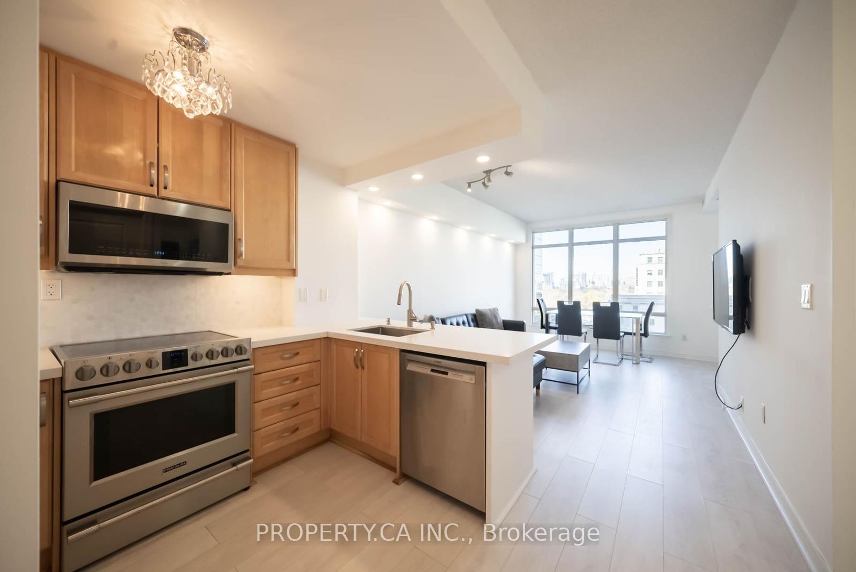 1103 - 100 Hayden Street, Yonge Corridor, Toronto 