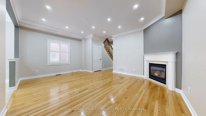 Photo 3 at 92 Laval Street, Vellore Village, Vaughan
