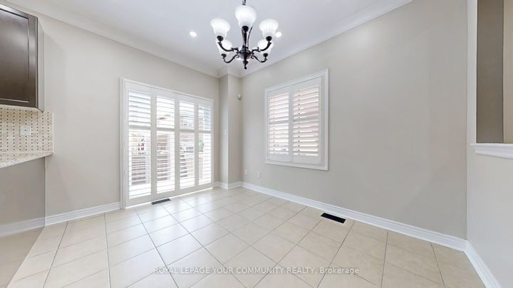 Photo 14 at 92 Laval Street, Vellore Village, Vaughan