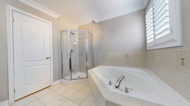 Photo 24 at 92 Laval Street, Vellore Village, Vaughan