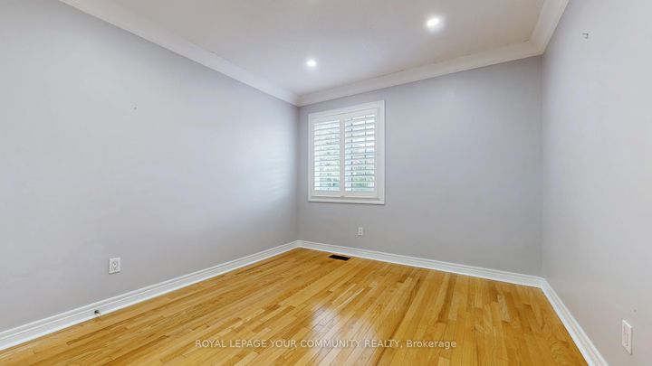 Photo 25 at 92 Laval Street, Vellore Village, Vaughan