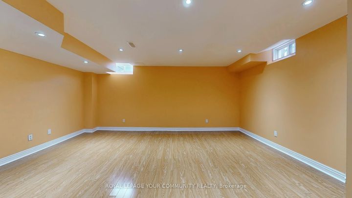 Photo 31 at 92 Laval Street, Vellore Village, Vaughan