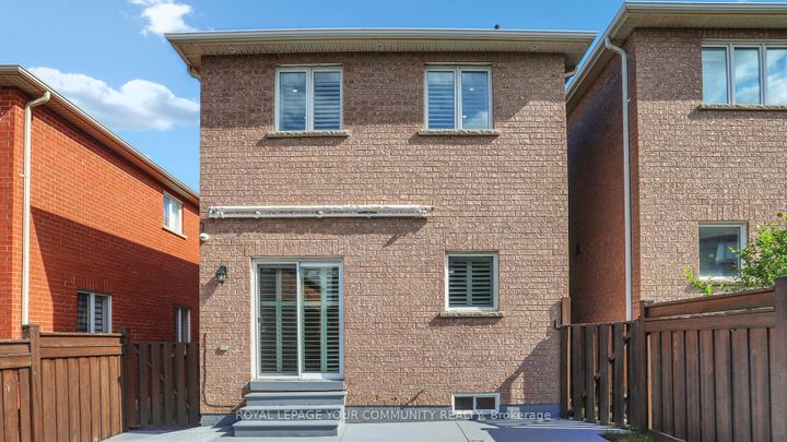 Photo 36 at 92 Laval Street, Vellore Village, Vaughan