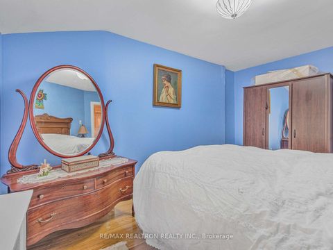 Photo 15 at 107 Bedford Park Avenue, Lawrence Park North, Toronto