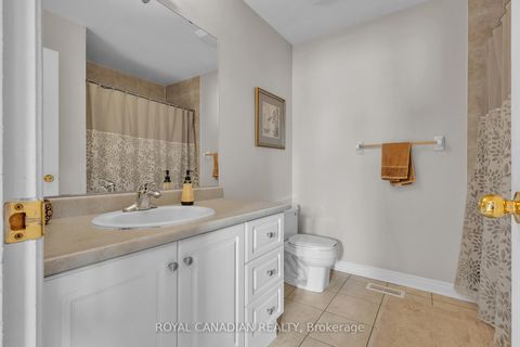 Photo 23 at 6 Mediterra Drive, Vellore Village, Vaughan Photo 23 at 6 Mediterra Drive, Vellore Village, Vaughan