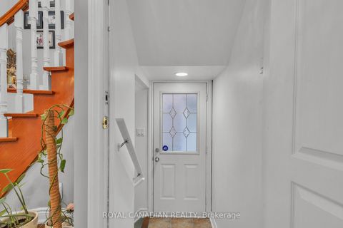 Photo 24 at 6 Mediterra Drive, Vellore Village, Vaughan