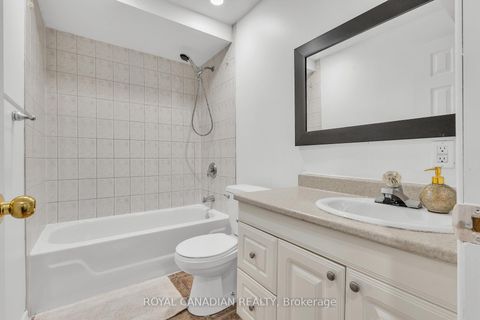 Photo 32 at 6 Mediterra Drive, Vellore Village, Vaughan Photo 32 at 6 Mediterra Drive, Vellore Village, Vaughan