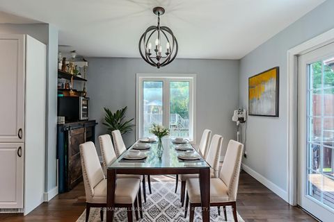 Photo 4 at 20 Pae Drive, Painswick North, Barrie