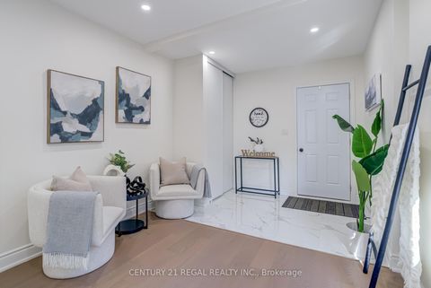 Photo 3 at 26 Alyward Street, Greenbrook, Toronto