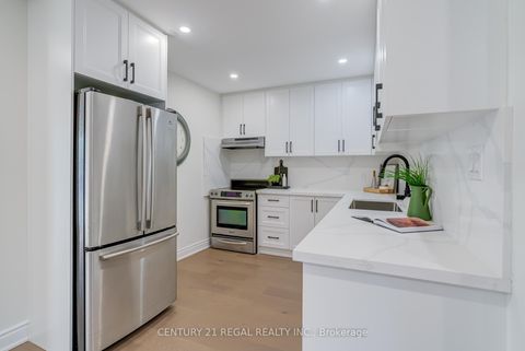 Photo 6 at 26 Alyward Street, Greenbrook, Toronto