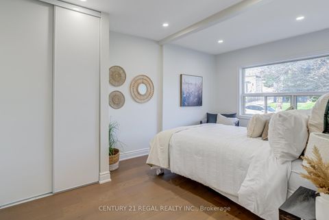 Photo 10 at 26 Alyward Street, Greenbrook, Toronto