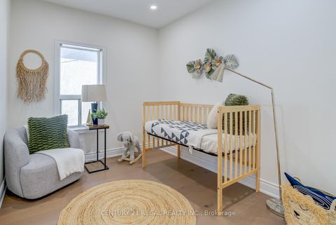 Photo 12 at 26 Alyward Street, Greenbrook, Toronto