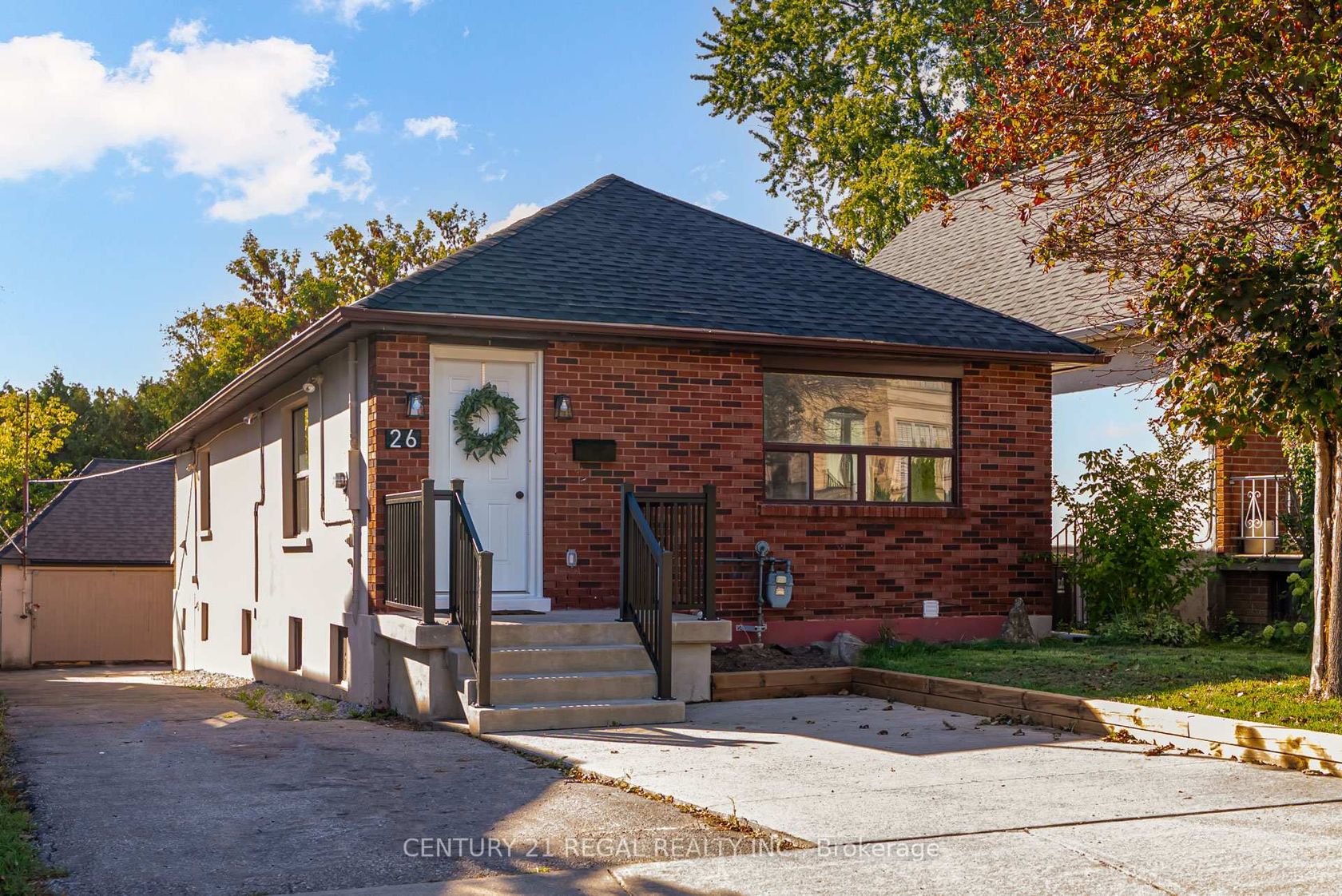 26 Alyward Street, Greenbrook, Toronto 