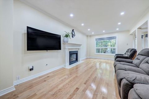 Photo 14 at 3993 Ellesmere Road, Highland Creek, Toronto