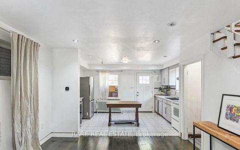 Photo 2 at 73 Yarrow Road, Eglinton West, Toronto