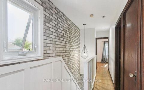 Photo 9 at 73 Yarrow Road, Eglinton West, Toronto