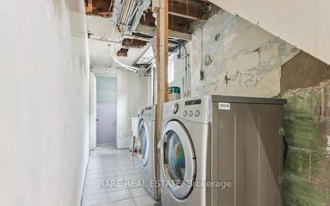 Photo 21 at 73 Yarrow Road, Eglinton West, Toronto