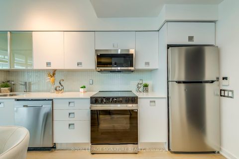 Photo 5 at 3001 - 33 Charles Street E, Yonge Corridor, Toronto Photo 5 at 3001 - 33 Charles Street E, Yonge Corridor, Toronto