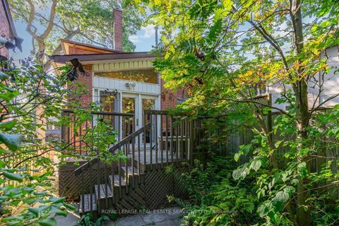 Photo 11 at 85 Kennedy Avenue, Swansea, Toronto